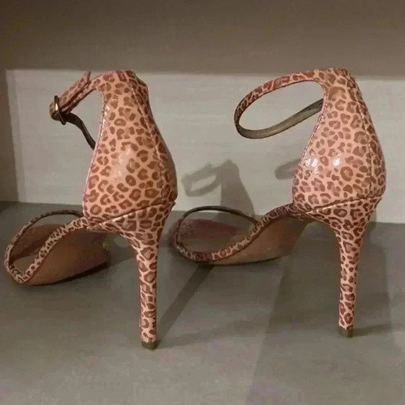 New Cheetah banana republic stiletto heels‎ - Picture 4 of 4